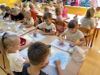 f144b1fe-3c58-458a-8e09-6f094faa851c