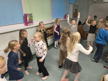 64911cdc-6eb5-4951-8c02-d9cf05e1b405