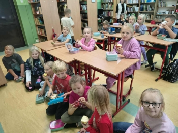 fb12d2f5-366a-45e5-a808-097b23555d05