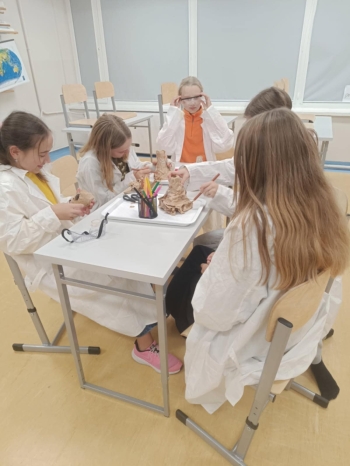 787f5ecc-5e48-44a5-967e-8d8ed0a38a05