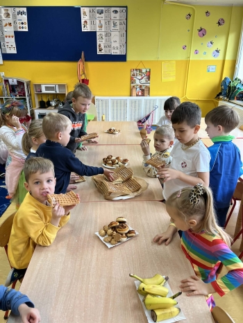 6ec9da1a-deaf-4072-8559-15921f80c5cc