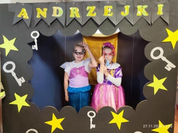 thumbnail_1764264353751