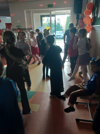 bbee25ce-f255-4876-bf39-ddf5e212f231