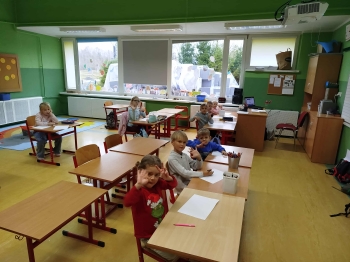 10d2b192-2573-45e0-b408-6666651a814a