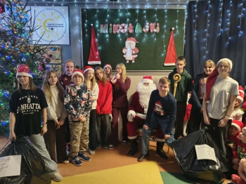 37d32825-115d-4b62-b4ec-850bbabb6183