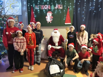 a95f0bb9-2df7-4e4e-a620-ccf8e7576995