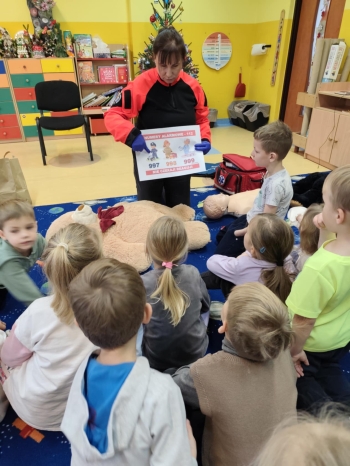 8be837c6-0193-4a35-9ffe-6a93e2cbb4c0