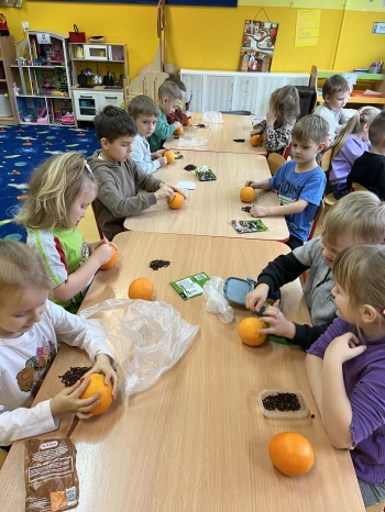 93f53ca9-92c2-4dc3-b773-3c0afed842a0