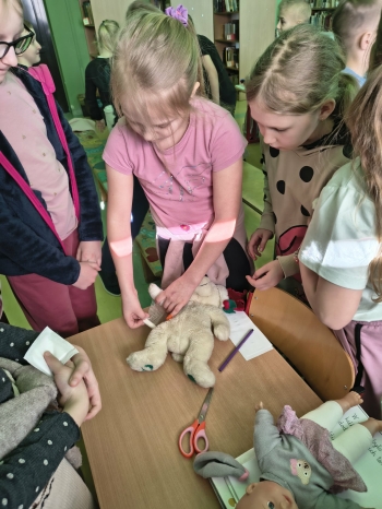 08fee1a2-56e4-4a1d-8266-f01bc17a9905