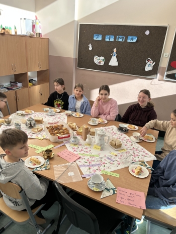 f9acd75c-395a-4fcd-b4fd-2917e00cfd07