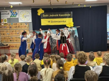 fbb6d9b1-b1d2-459a-acd8-7402848c462b