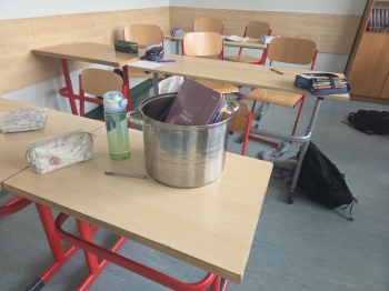 e3d9e620-74b8-4844-9e18-1d12e1cb8928