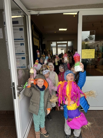 c66b42fb-2cfd-4e01-9194-33ab5241c265