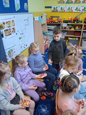 7cc65094-6a4e-4c39-9a0d-a4b78f55eb8e