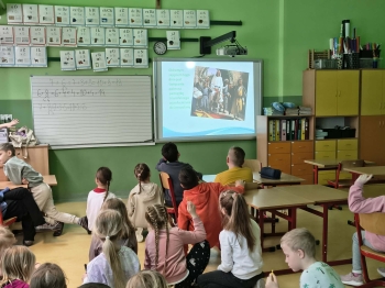 faa7b092-b58b-45a2-b948-d4449e815cdc