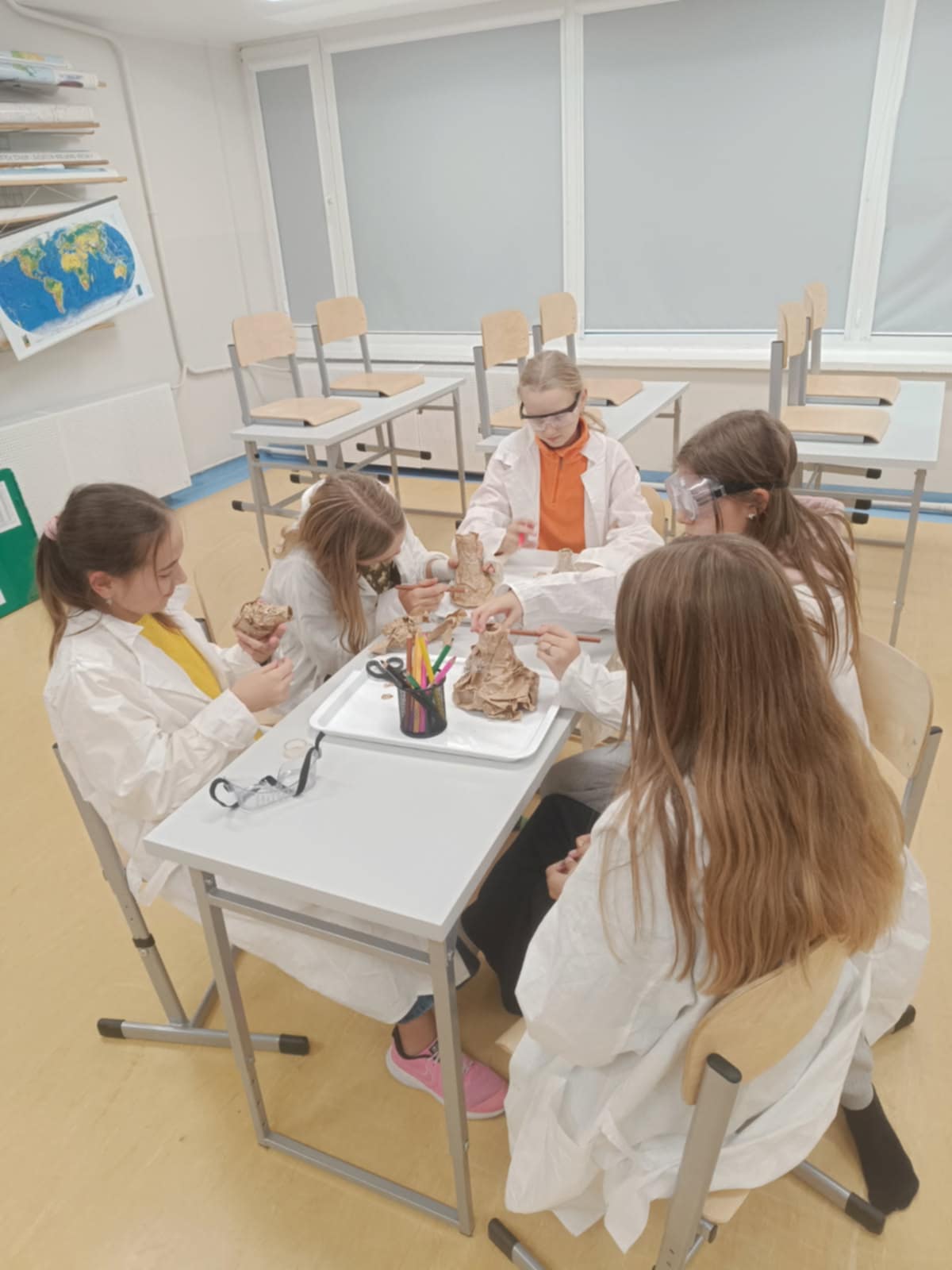 Chemiczny wulkan - zajęcia w ramach Projektu Rozwoju Kompetencji Kluczowych 