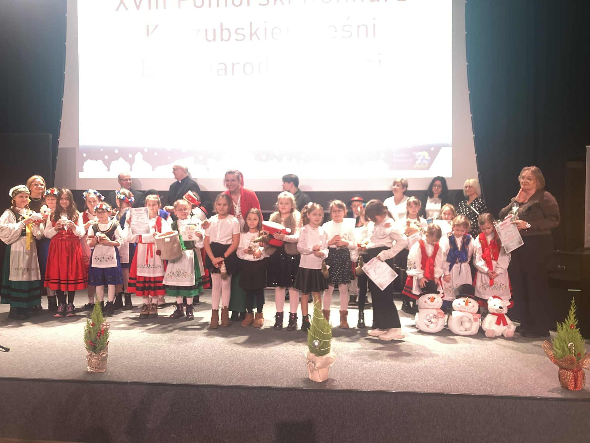 Sukces naszej szkoły w gminnych eliminacjach do XVIII Pomorskiego Konkursu Kaszubskiej Pie