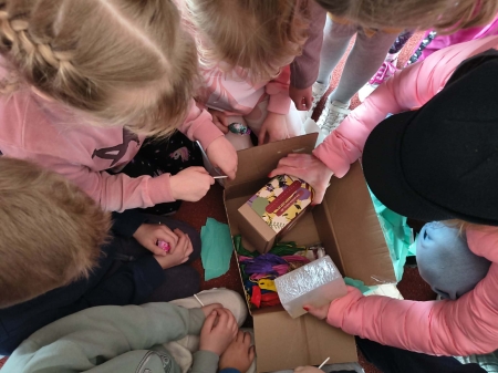 Dzień Projektowy w klasach 1–3 – nauka i radość w wielkanocnym klimacie!